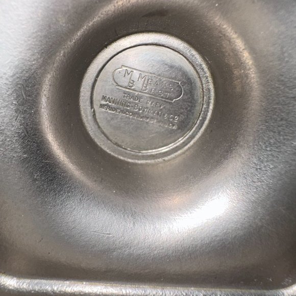 Vintage Manning-Bowman and Company MB Means Best Sugar Bowl with Lid - Picture 11 of 16